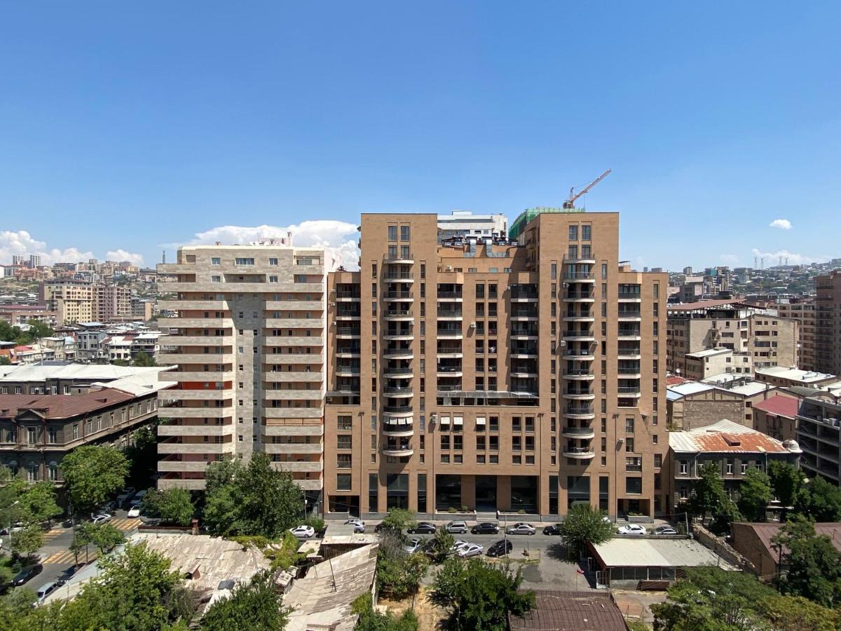 Modern Apartment For Rent In Buzand Street Bu944 Ереван Экстерьер фото